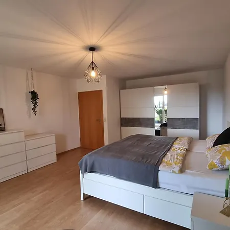 Modernes Mit Terasse